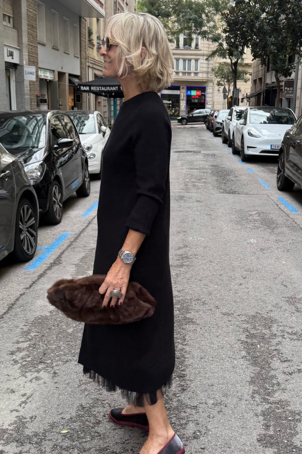 Oona - Φόρεμα από τούλι με πτυχές και μακρύ πλεκτό πουλόβερ