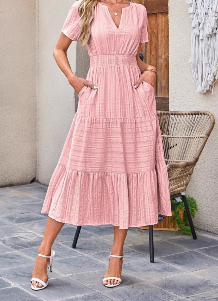 Jikina - Φόρεμα μέσου μήκους με κλιμακωτό V-neck και τσέπες