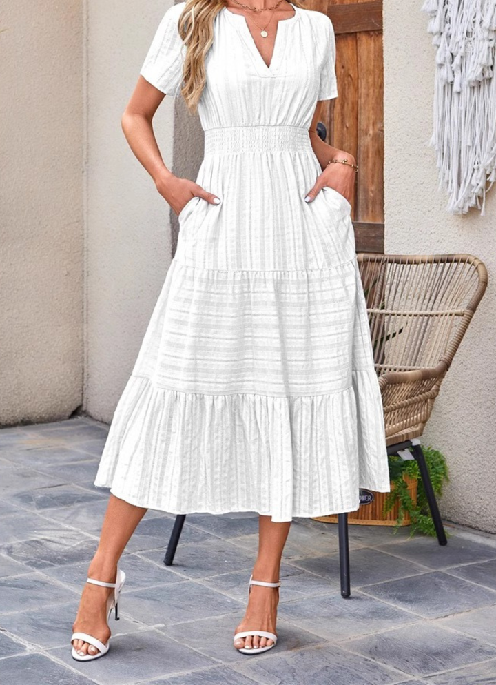 Jikina - Φόρεμα μέσου μήκους με κλιμακωτό V-neck και τσέπες