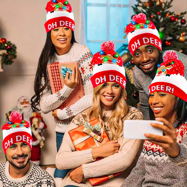 MerryGlow - Πλεκτό χριστουγεννιάτικο καπέλο με φωτισμό