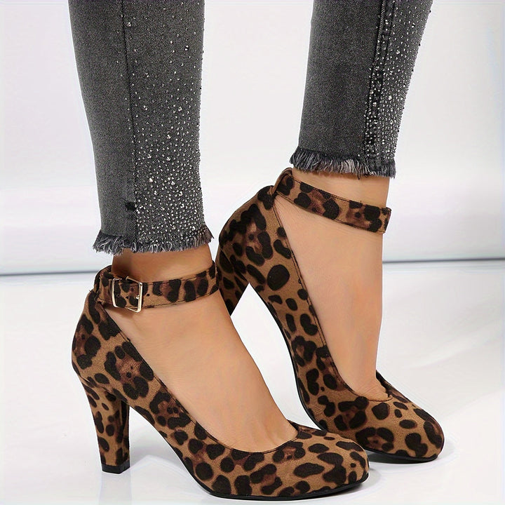 Loreena - Γόβες με λουράκι στον αστράγαλο και χοντρό τακούνι