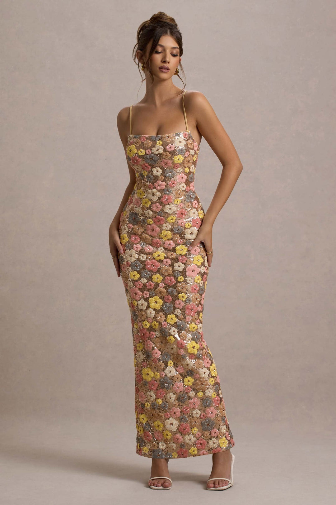 Lolita - Floral Sequin Spaghetti Lolita - Μακρύ φόρεμα με λεπτές τιράντες και λουλουδάτο σχέδιο με πούλιεςMaxi Dress